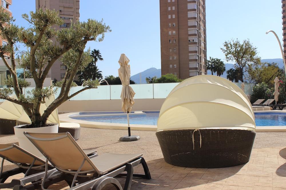 Flamingo Beach Resort - Adults Recommended Бенидорм Екстериор снимка